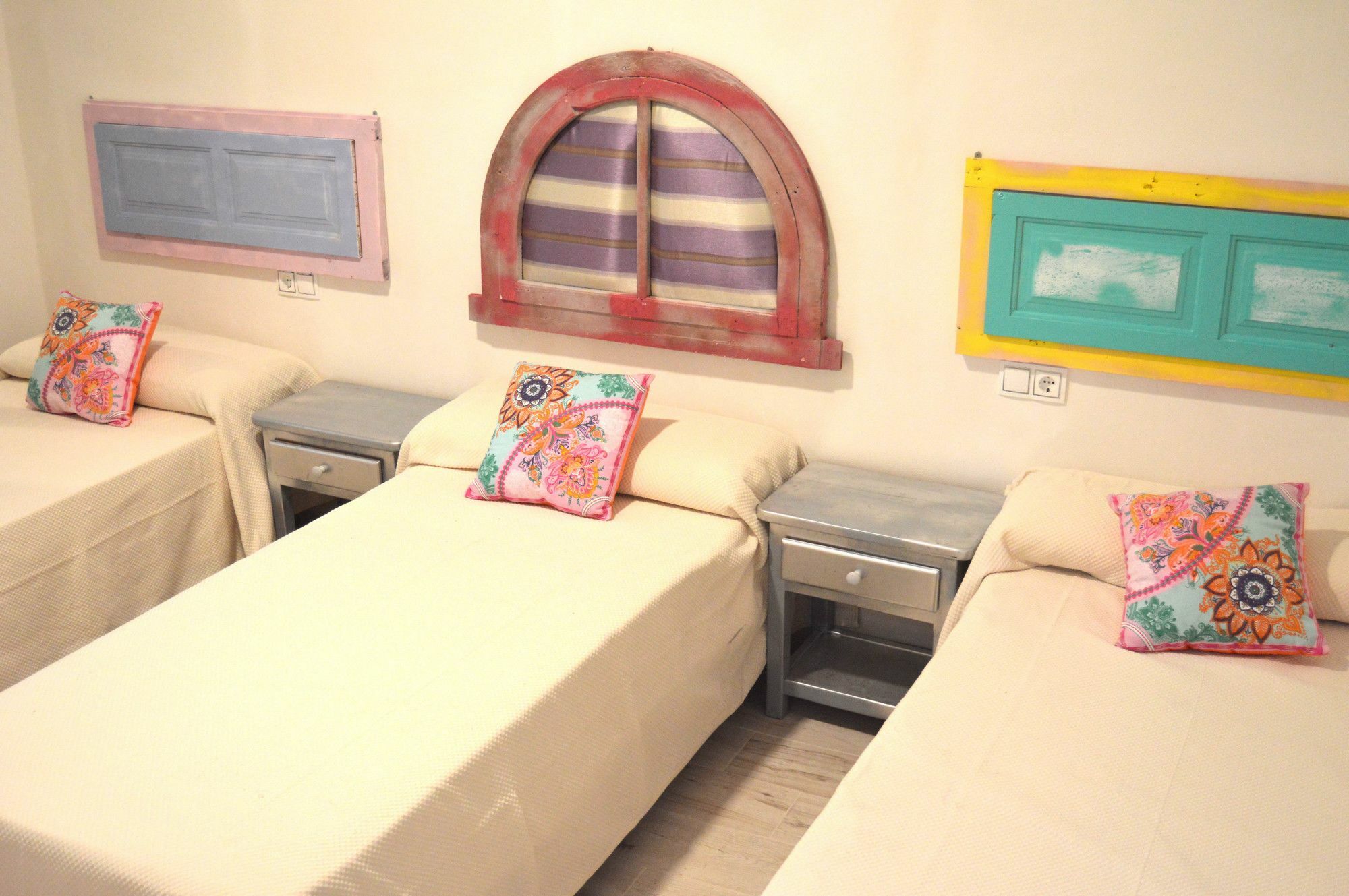 Apartamento 19 Dias Y Muchas Noches カディス エクステリア 写真